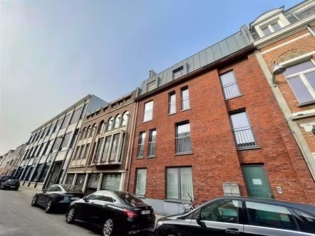 appartement à louer à onze-lieve-vrouwstraat 3 berchem (rbw29824)