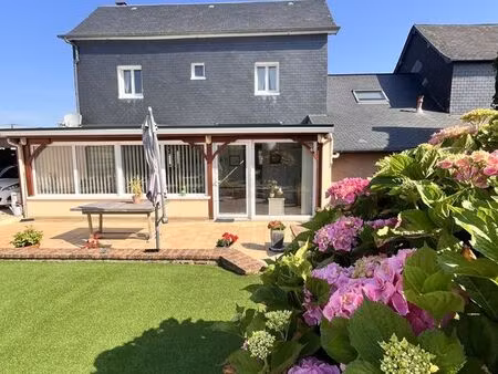 maison 5 pièces 146 m²