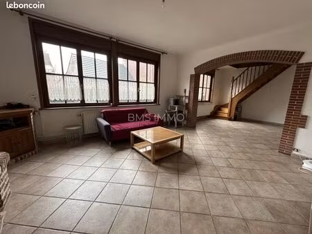 maison 4 pièces 162 m²