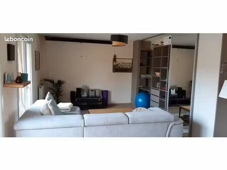 t3 avec parking et garage. 15min de genève