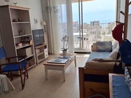 location f2 meublé à carnon bail étudiant 9 mois