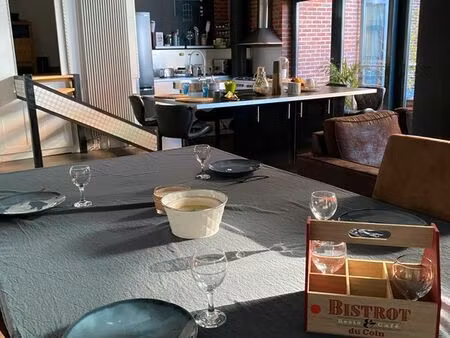 loft industriel d'exception 115 m² - terrasse - parking - ascenseur - meublé
