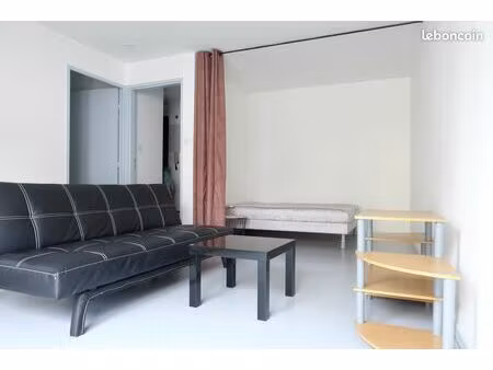 appartement t1 en partie meublé avec cellier proche gare