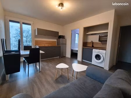 t1 bis chauffage compris avec coin nuit