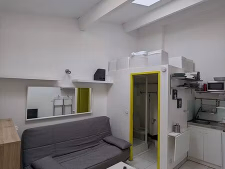 louer studio meublé entièrement rénové - aix en provence