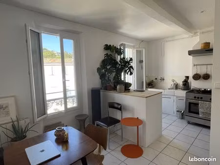 t3  avec grande pièce à vivre et cuisine americ