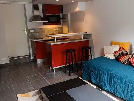 studio meublé dans maison individuelle