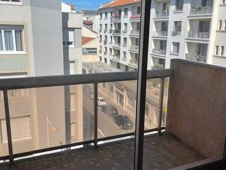 grand t3 à louer lyon 6