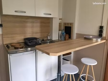 1 chambre dans studio 2ch proche fac de lettres ecole condé