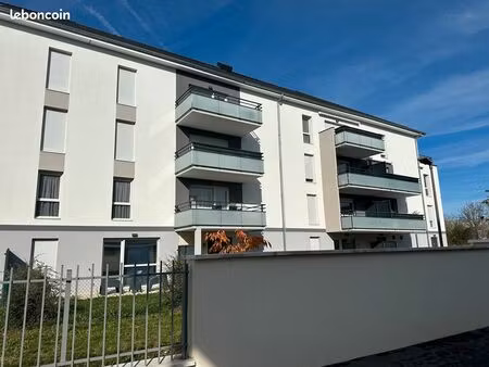 location garage fermé