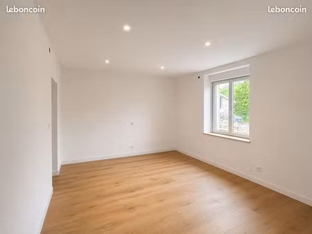 maison de village f3bis - terrasse - jardin - parking privatif - cave