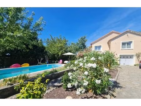 villa ales 6 pièce(s) 141 m2