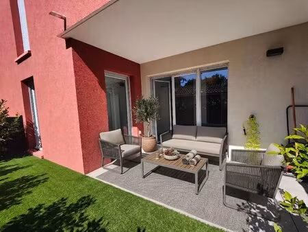 2 pieces rez de jardin garage