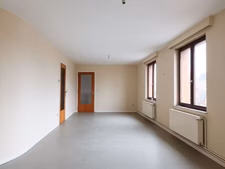 appartement à louer avec 2 chambres   tournai (vbe38508)