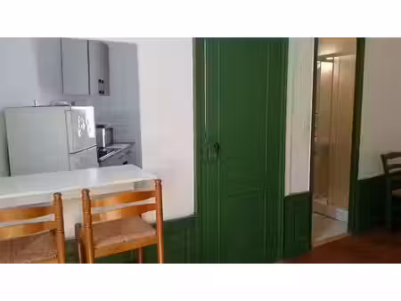 location appartement 1 pièce 22 m² à auxerre (89000)  370 €