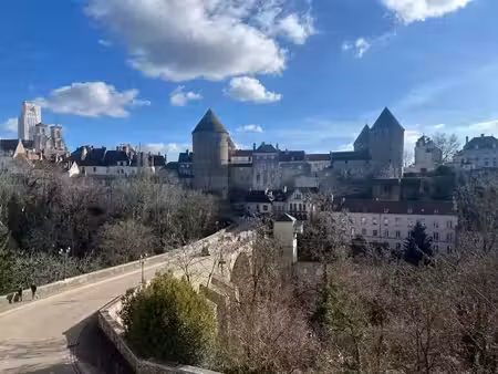location appartement 2 pièces 43 m² à semur-en-auxois (21140)  390 €