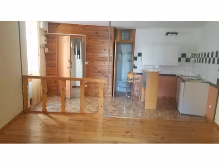 location appartement 1 pièce 31 m² à beaumont (63110)  405 €