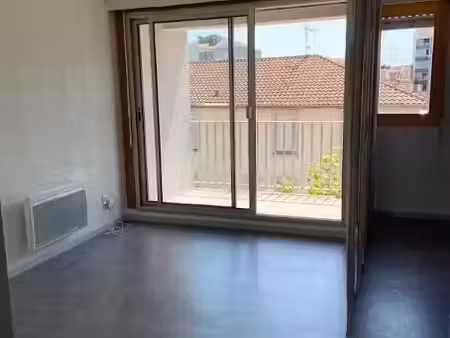 location appartement 1 pièce 25.5 m² à dax (40100)  505 €