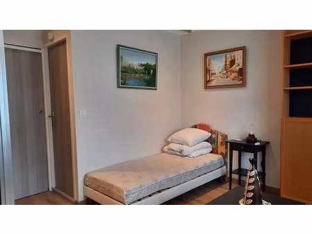 location meublée appartement 1 pièce 22 m² à fontaines-sur-saône (69270)  600 €