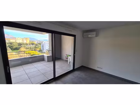 location appartement 1 pièce 28 m² à ajaccio (20090)