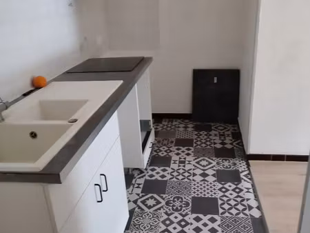 location appartement 2 pièces 42 m² à clermont-l’hérault (34800)