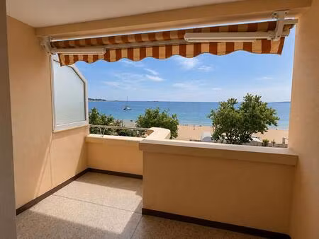 frejus-plage appartement 2 pièces face à la mer et plage