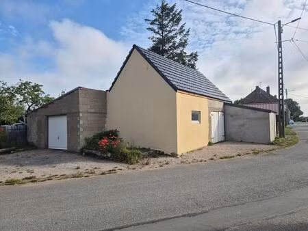 hangar avec terrain constructible a vendre