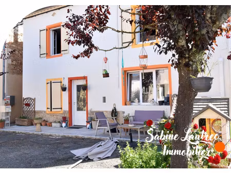 maison rénovée avec dépendance  faibles charges et équipements économiques