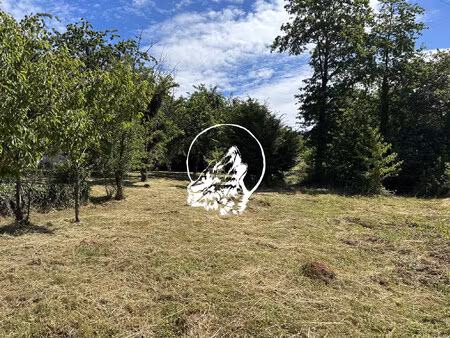 terrain constructible de 3111m²