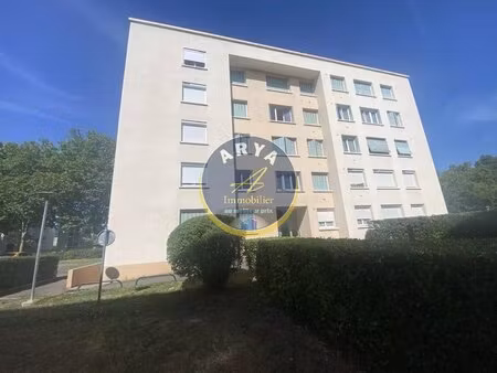 quartier parc chevreul – grand t2 lumineux de 50 m² avec cave et parking privatif