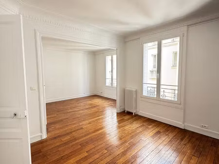 3 pièces 75017 paris 63.49m²