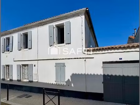 maison de ville en centre de st pierre d'oléron