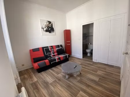 studio meublé