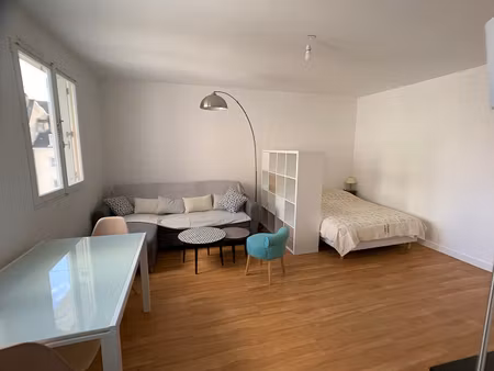 appartement 1 pièce de 38 m2  idéal étudiant .