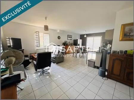 maison de bourg. proximité de l'axe la roche/nantes  2 minutes de la gare.