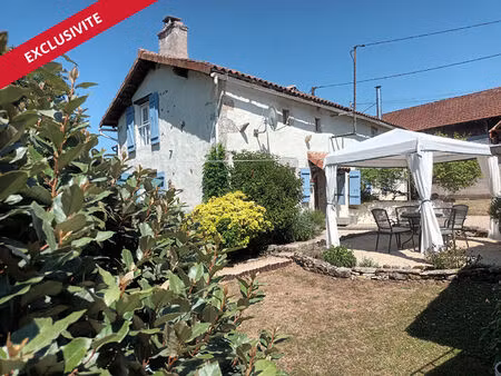 jolie maison en pierre