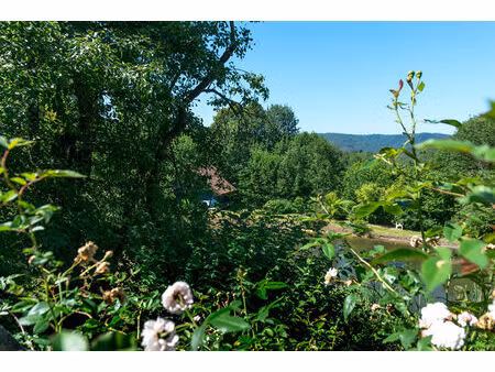 bel ensemble immobilier dans un environnement exceptionnel