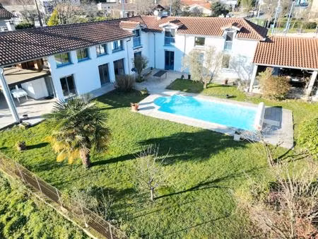 maison de campagne tout confort avec atoûts de la ville