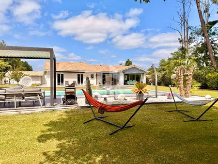 magnifique maison 168m² au calme en lisière de foret sur 4092m²