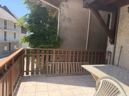 maison de village mitoyenne avec garage