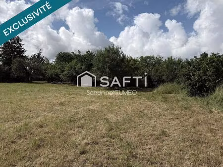 terrain constructible de 1239 m² à bersaillin