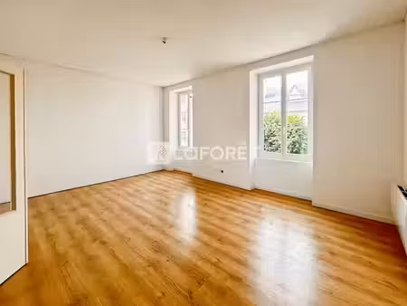 location appartement 3 pièces 72.84 m² à beaune-la-rolande (45340)  720 €