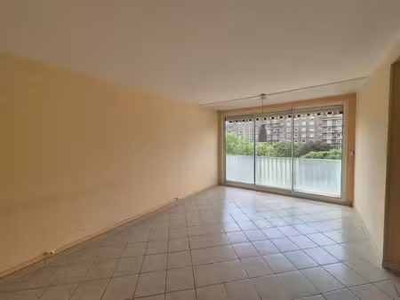 location appartement 3 pièces 59 m² à sotteville-les-rouen (76300)  744 €