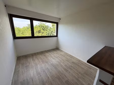 location appartement 1 pièce 20 m² à poissy (78300)  602 €