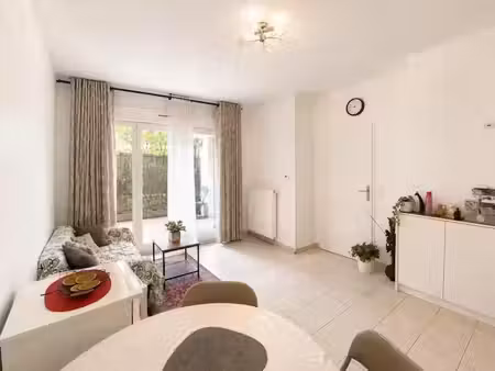 location meublée appartement 2 pièces 38.36 m² à drancy (93700)  870 €