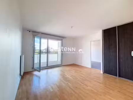 location appartement 2 pièces 41.78 m² à les clayes-sous-bois (78340)  1 009 €