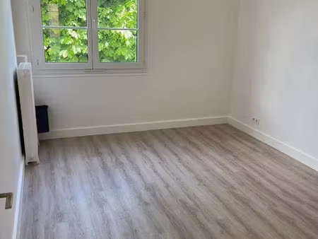location appartement 2 pièces 46.36 m² à la varenne saint hilaire (94210)  950 €