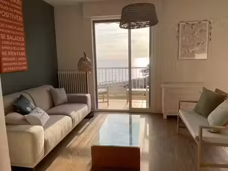 location meublée appartement 3 pièces 70 m² à pornichet (44380)  1 120 €
