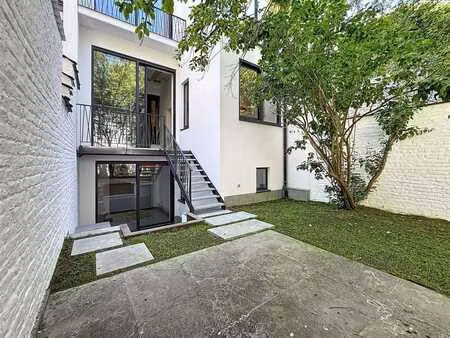 chatelain - duplex rez avec jardin