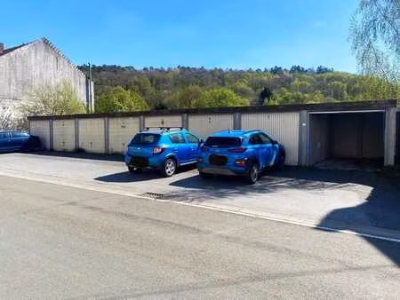 bloc de 8 garages à mazée